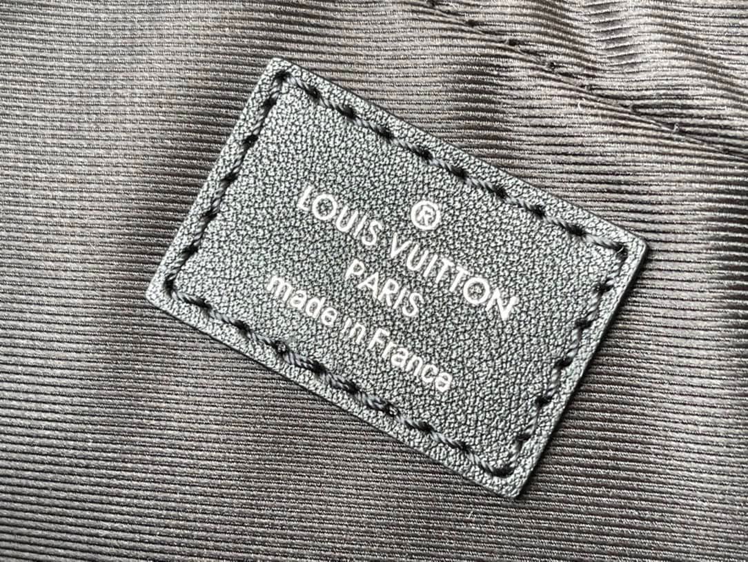 Louis Vuitton Voyage Small Briefcase - Black 26762 | Sandra Bags - Image 2