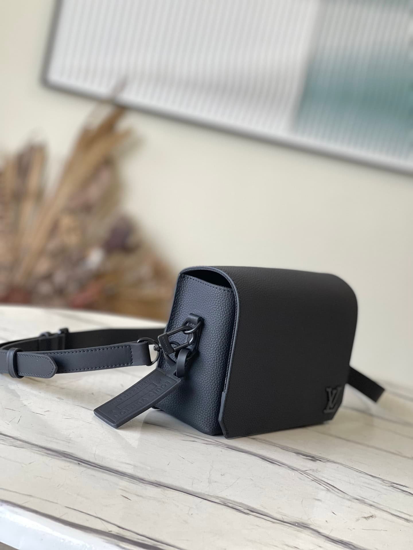 Louis Vuitton Flap Mini Handbag - Black 70607 | Sandra Bags - Image 6