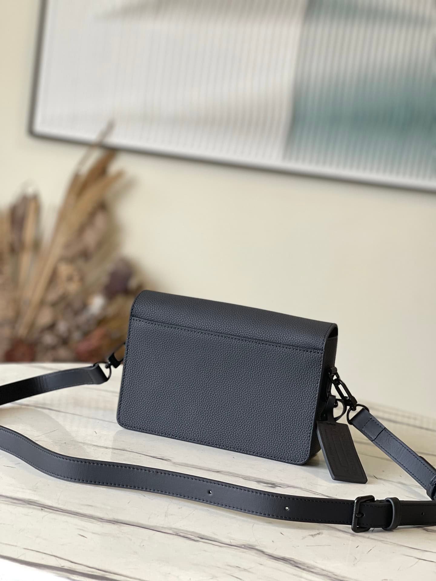 Louis Vuitton Flap Mini Handbag - Black 70607 | Sandra Bags - Image 9