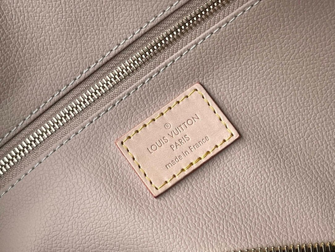 Louis Vuitton Monogram Coated Cosmetic Bag 21776 | Sandra Bags - Image 4