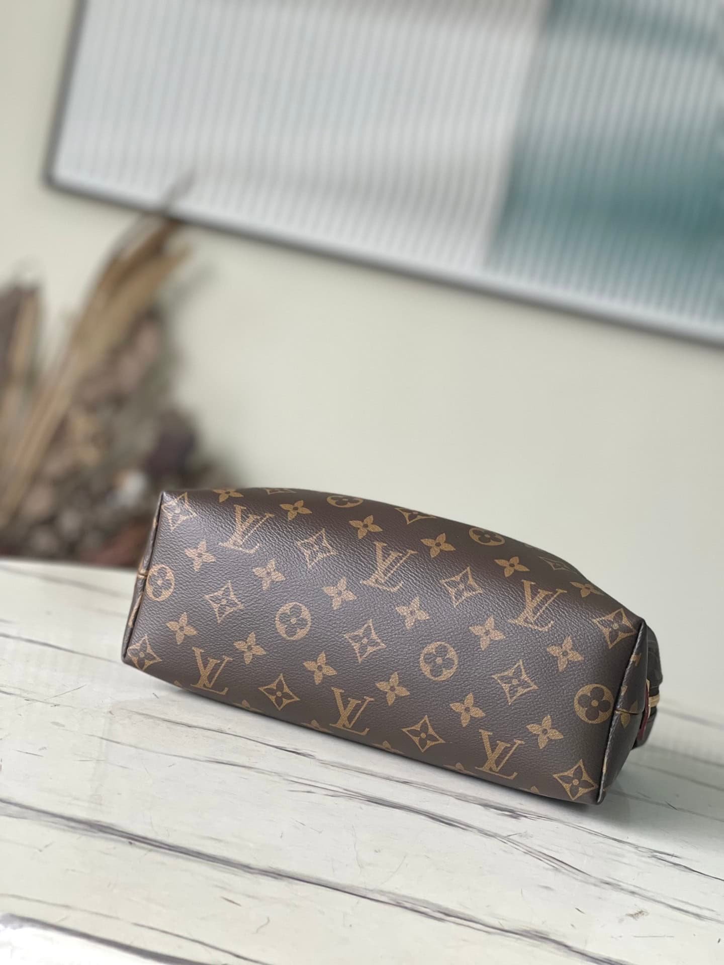Louis Vuitton Monogram Coated Cosmetic Bag 21776 | Sandra Bags - Image 7