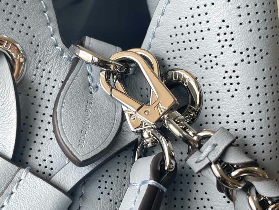 Louis Vuitton Bella Bucket Bag - Blue 68468 | Sandra Bags - Image 7
