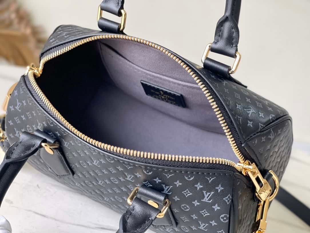 Louis Vuitton Speedy 20 Handbag - Black 32707 | Sandra Bags - Image 5