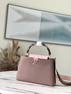 Louis Vuitton Capucines MM Handbag 62532 | Sandra Bags