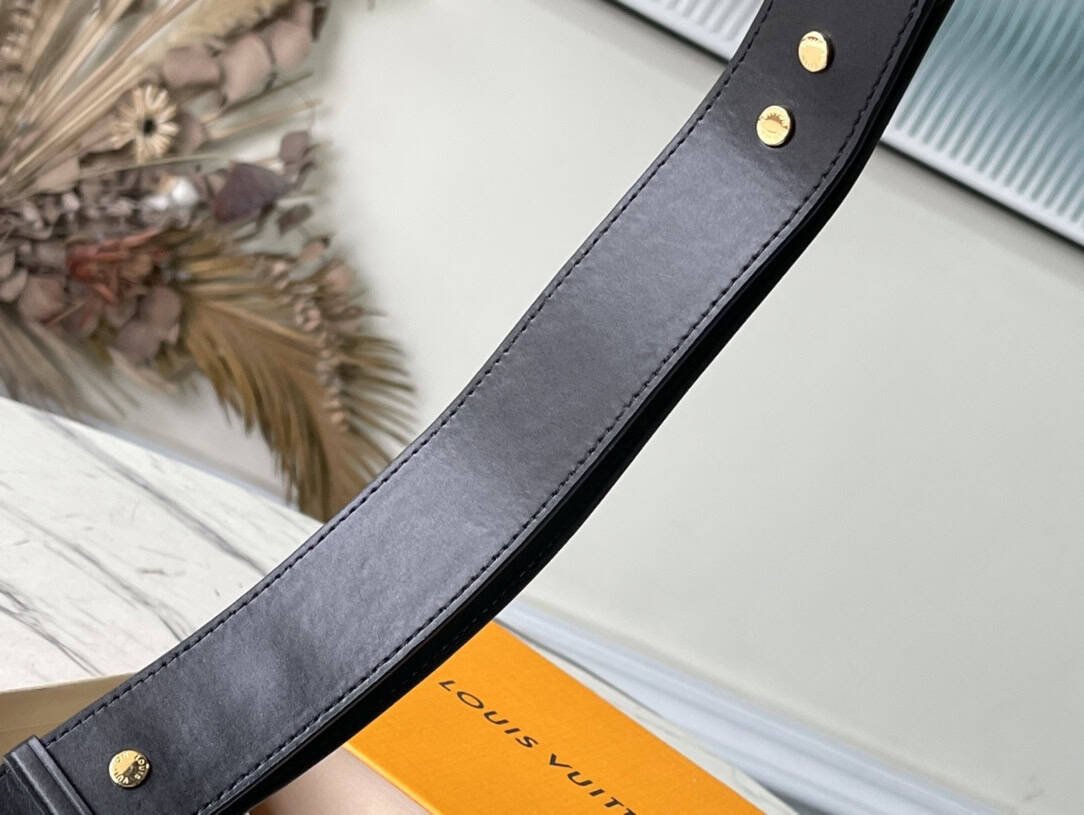 Louis Vuitton Black Clever Shoulder Strap 86283 | Sandra Bags - Image 3