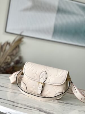 Louis Vuitton Diane Handbag - White 38183 | Sandra Bags