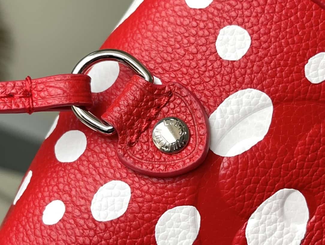 Louis Vuitton White Polka Dot Neverfull Medium Handbag 25759 | Sandra Bags - Image 8