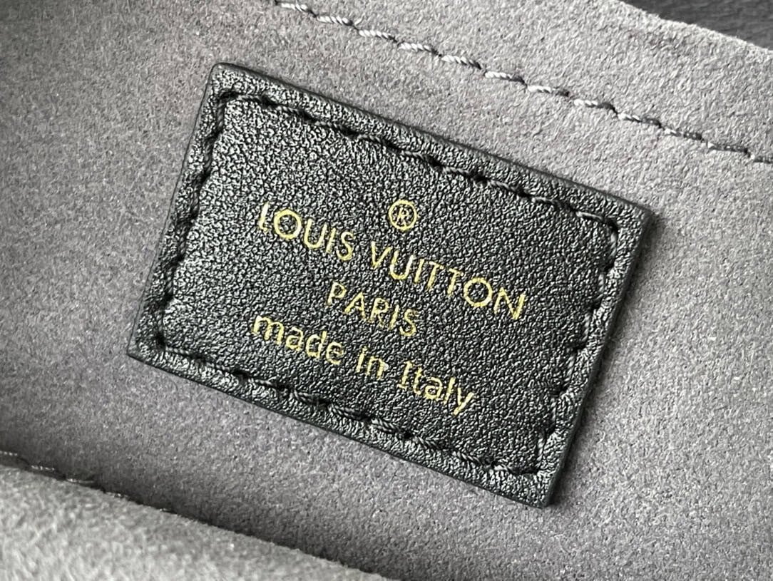 Louis Vuitton Monogram Clutch Bag - Black 36739 | Sandra Bags - Image 4