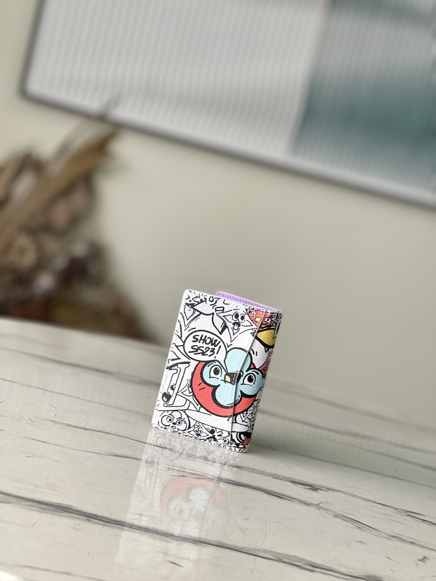 Louis Vuitton Monogram Comics Pocket Wallet 92439 | Sandra Bags - Image 2