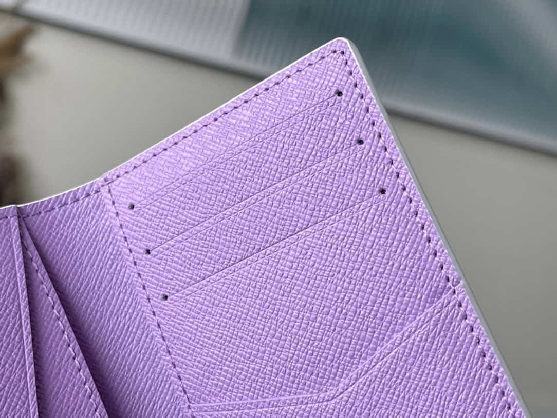 Louis Vuitton Monogram Comics Pocket Wallet 92439 | Sandra Bags - Image 4