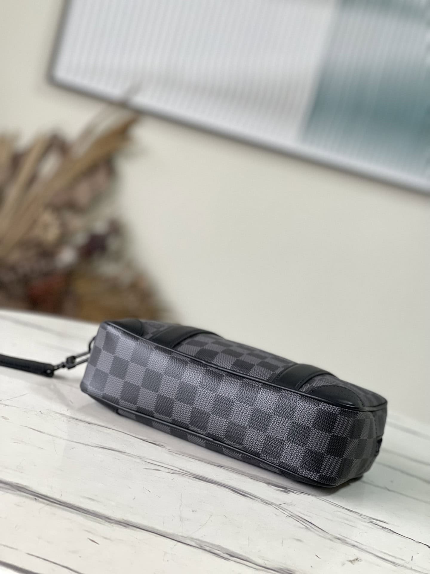 Louis Vuitton Pochette Kasai Clutch - Black Grid 55319 | Sandra Bags - Image 3