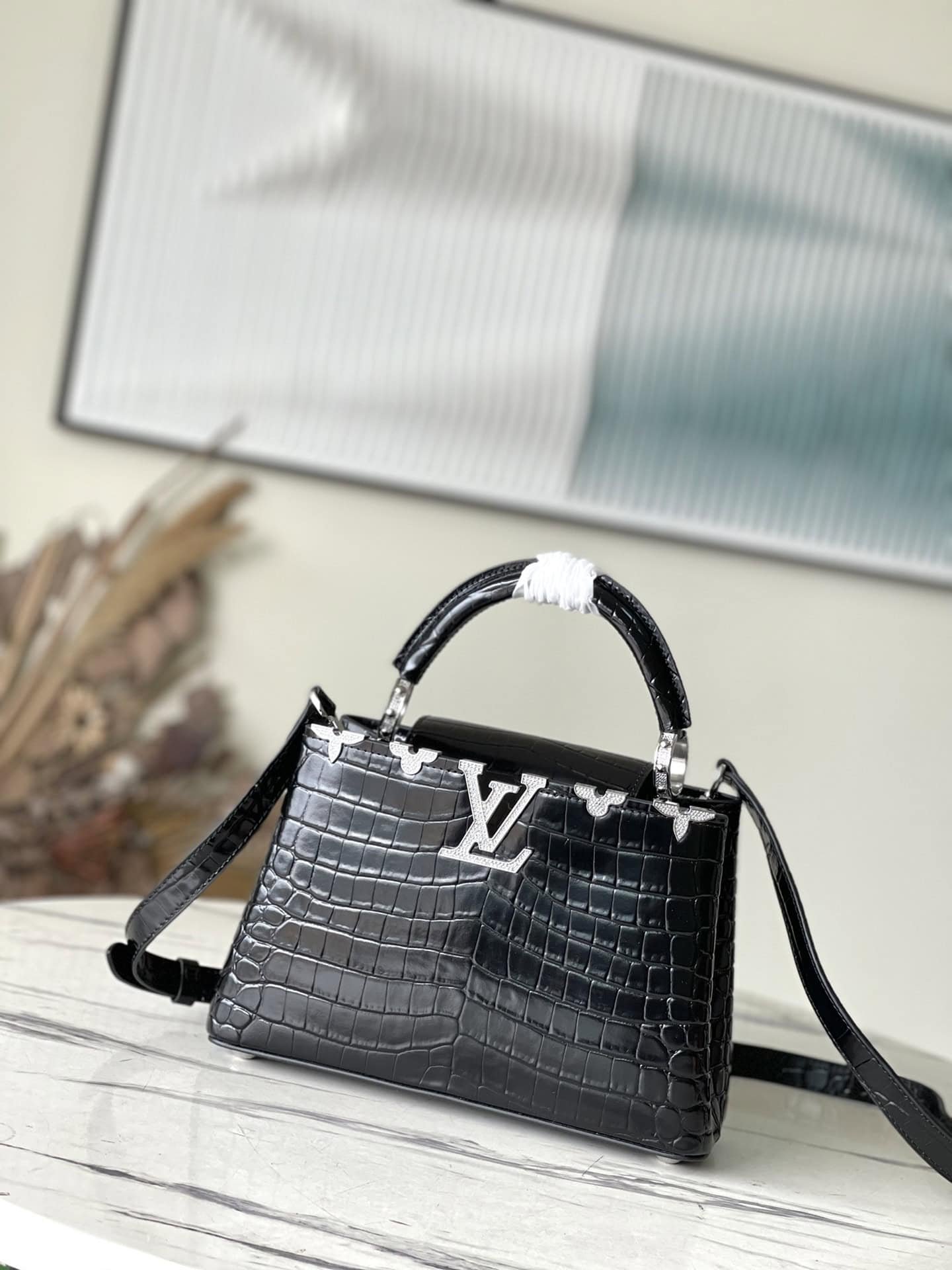 Louis Vuitton Crocodile Pattern Silver Buckle Trumpet Bag 83444 | Sandra Bags
