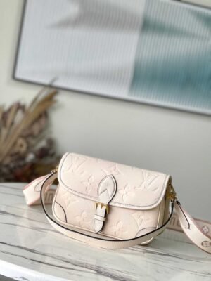 Louis Vuitton Diane Handbag - White 87017 | Sandra Bags