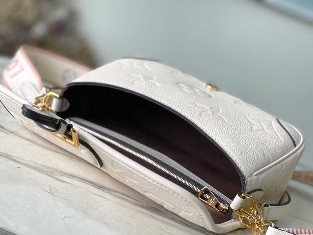 Louis Vuitton Diane Handbag - White 87017 | Sandra Bags - Image 4