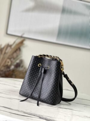 Louis Vuitton NeoNoé BB Bucket Bag - Black 41041 | Sandra Bags