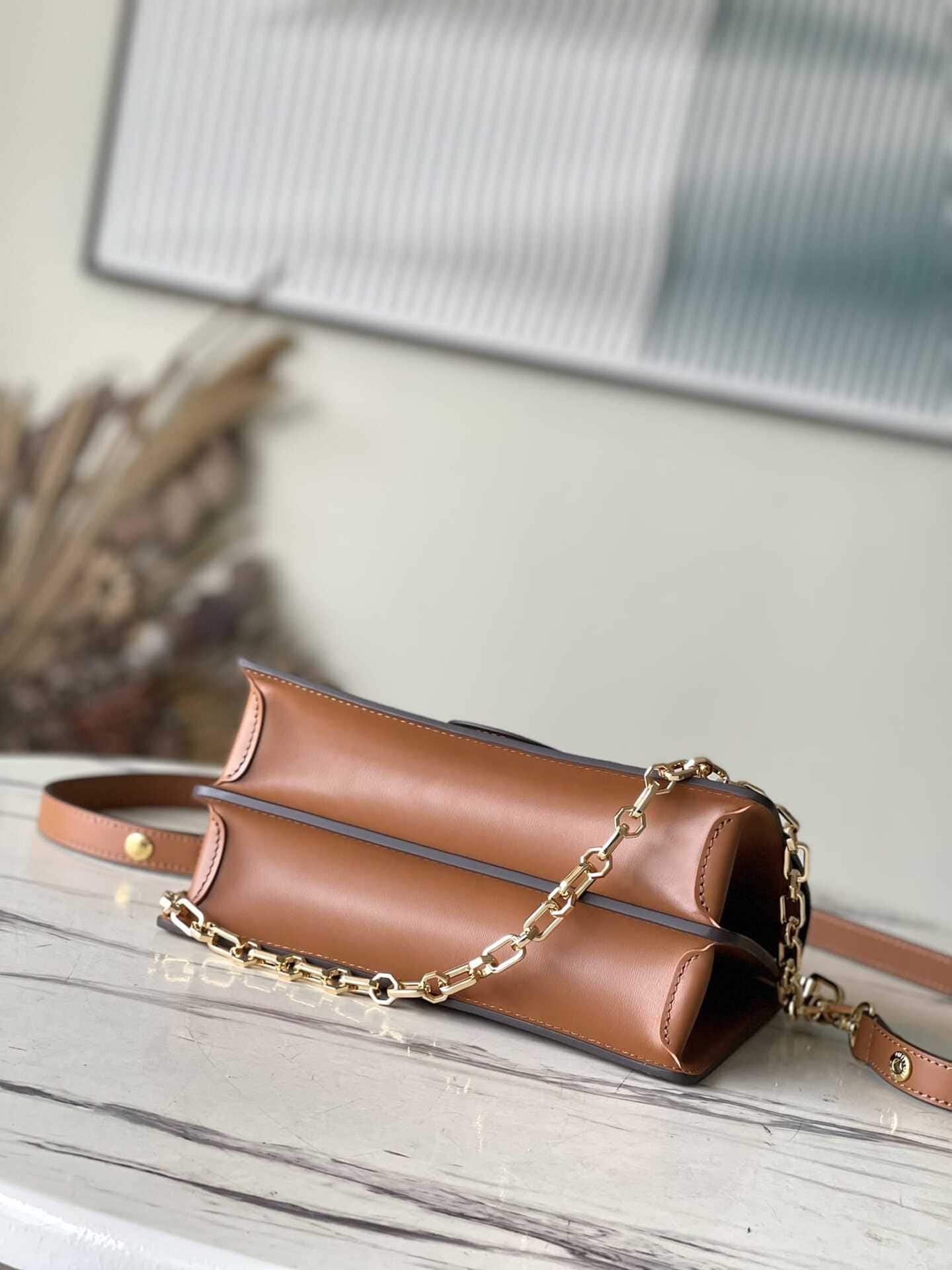 Louis Vuitton Classic Dauphine Handbag 30856 | Sandra Bags - Image 6