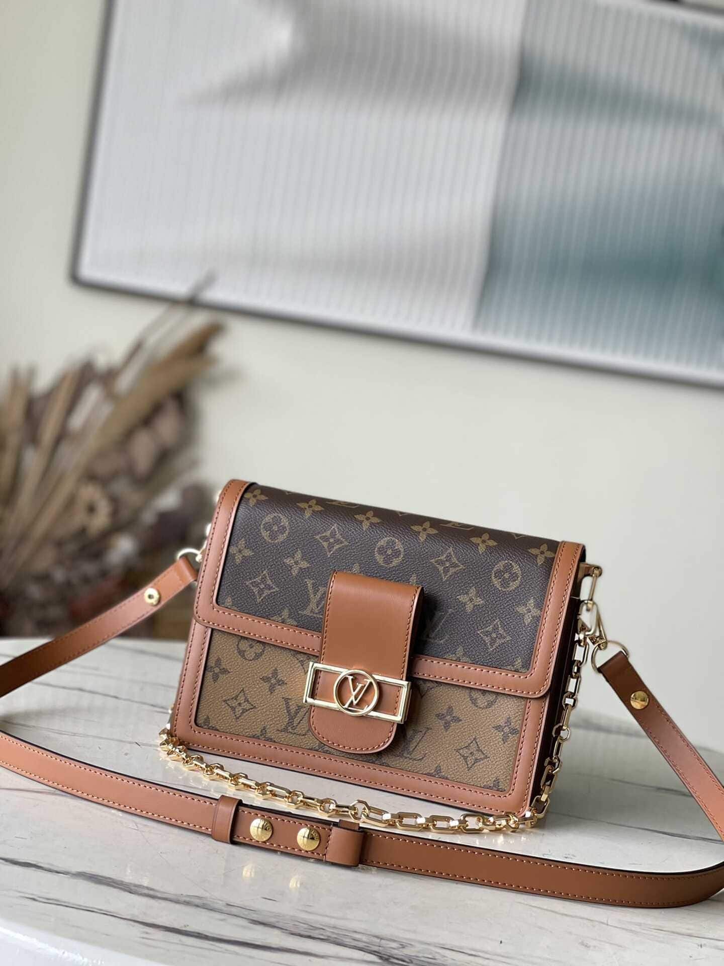 Louis Vuitton Classic Dauphine Handbag 30856 | Sandra Bags