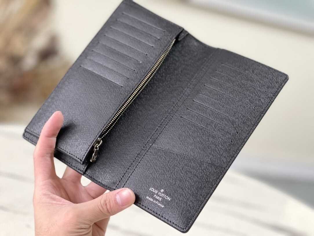 Louis Vuitton Brazza Wallet 58608 | Sandra Bags - Image 3