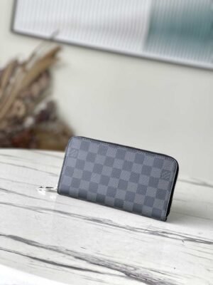 Louis Vuitton Zippy Wallet 44427 | Sandra Bags