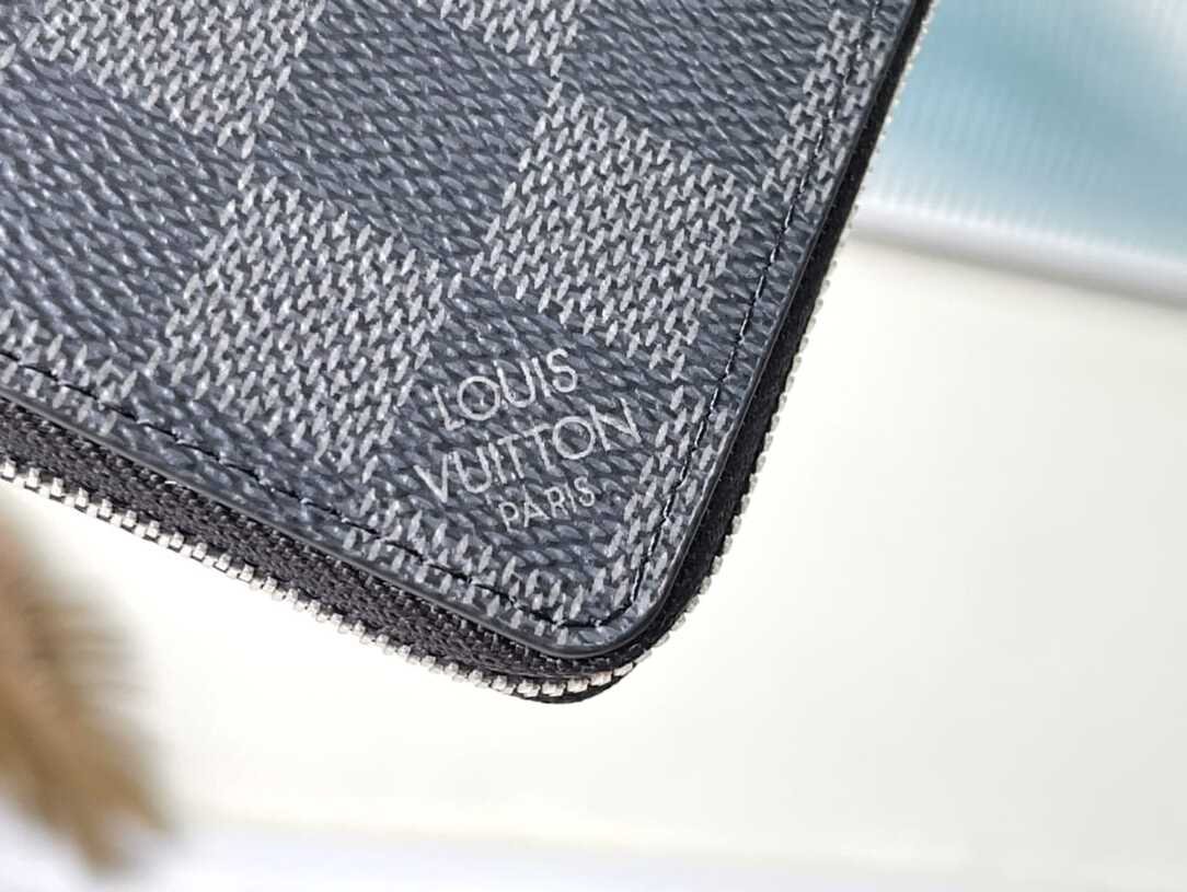 Louis Vuitton Dainty Zippy Coin Purse 60431 | Sandra Bags - Image 3