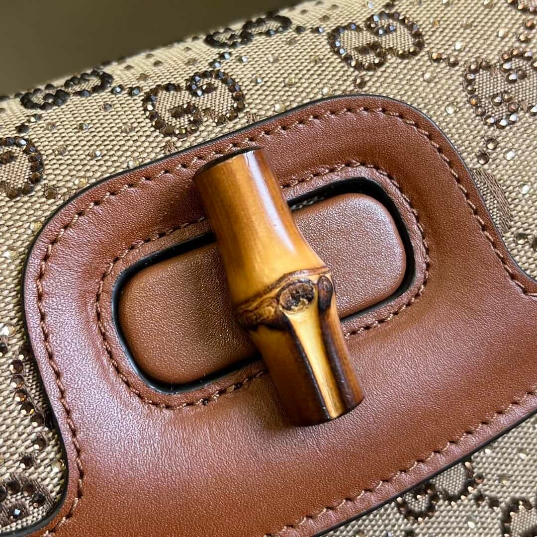 Gucci Bamboo 1947 Small Handbag. 89711 | Sandra Bags - Image 3