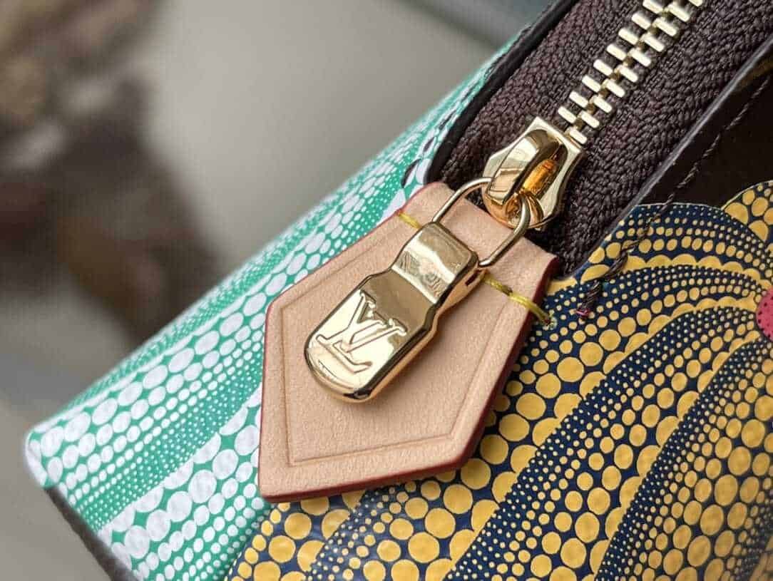 Louis Vuitton Presbyopia Pumpkin Large Cosmetic Bag 31054 | Sandra Bags - Image 3