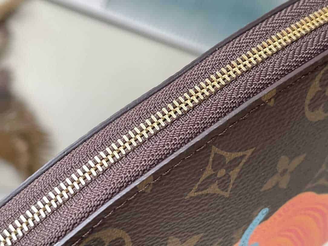 Louis Vuitton Presbyopia Pumpkin Large Cosmetic Bag 31054 | Sandra Bags - Image 9