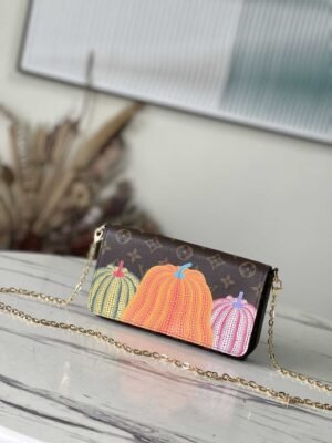 Louis Vuitton Pochette Felicie Handbag 17239 | Sandra Bags