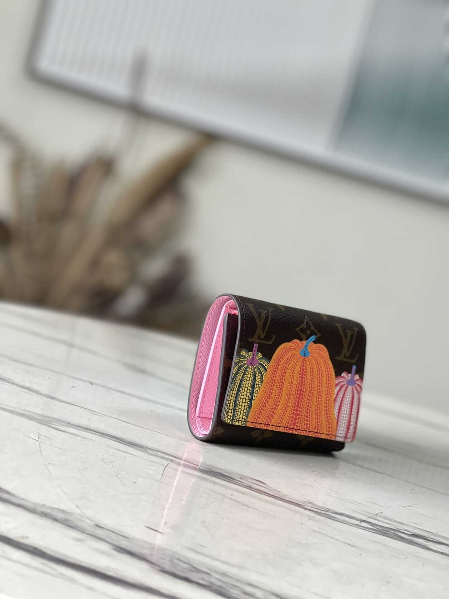 Louis Vuitton Yayoi Kusama Collection 75999 | Sandra Bags - Image 2