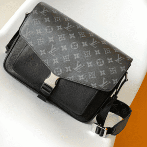 Louis Vuitton Taigarama Messenger Bag - Black 63450 | Sandra Bags