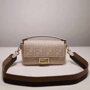 Fendi Iconic Baguette Medium Handbag 23030 | Sandra Bags