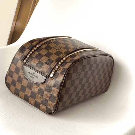 Louis Vuitton Oversized Wash Bag 51503 | Sandra Bags