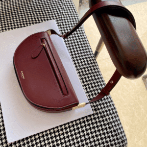 Burberry Women Handbag - Burgundy 36075 | Sandra Bags