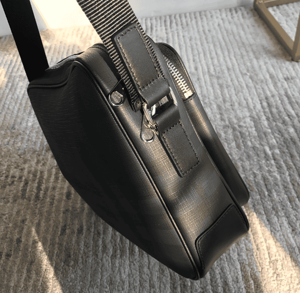 Burberry Muswell Check Messenger Bag - Blue 83112 | Sandra Bags - Image 2