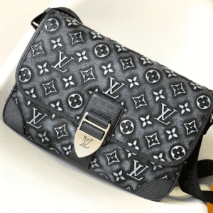 Louis Vuitton Men’s ARCHY Medium Messenger Bag - Black 81499 | Sandra Bags