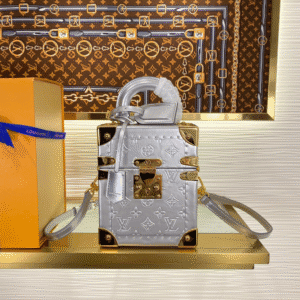 Louis Vuitton Multicamera Box - White 20665 | Sandra Bags