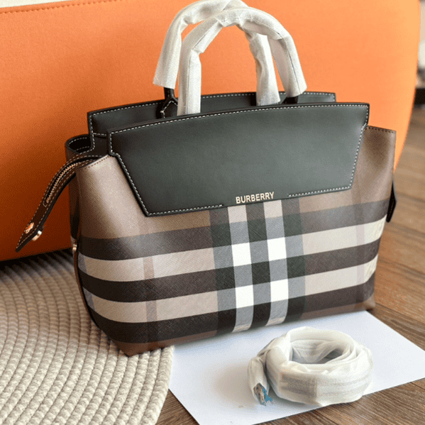 Burberry Catherine Medium Birch - Brown 10425 | Sandra Bags