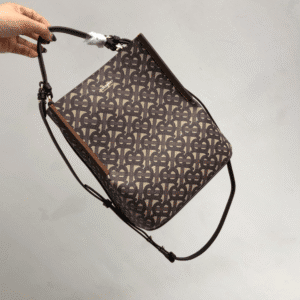 Burberry Elizabeth Bucket Bag 32753 | Sandra Bags