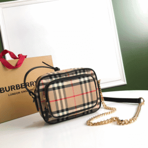Burberry Vintage Camera Bag 21673 | Sandra Bags