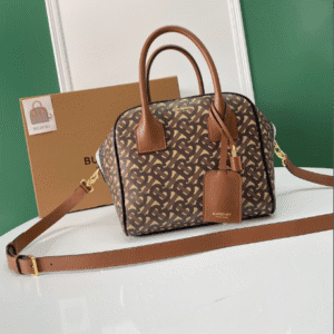 Burberry Cube - Cube HandBag 36876 | Sandra Bags
