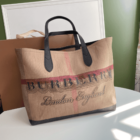 Burberry Graffiti Double-Sided Dual-Purpose Tote Bag 53616 | Sandra Bags