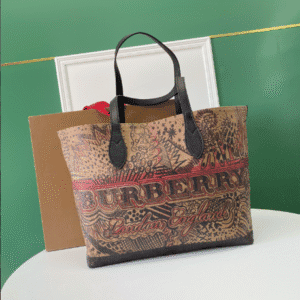 Burberry Graffiti Double-Sided Dual-Purpose Tote Bag 55554 | Sandra Bags