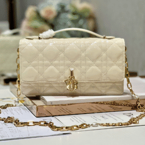 Dior Pearl Clutch - Patent Leather White 88387 | Sandra Bags