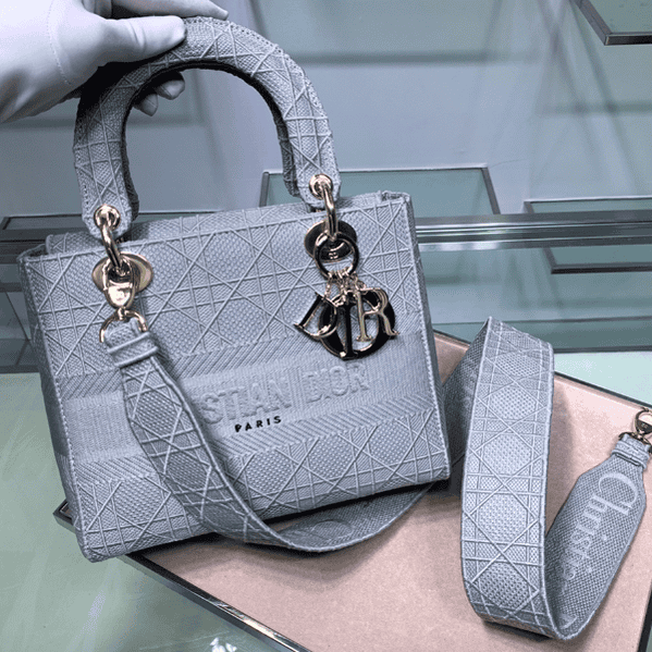 Dior Five-Grid Cannage Pattern D-Lite Handbag - Light Blue 86949 | Sandra Bags