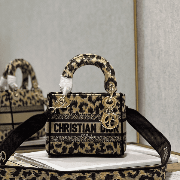Dior Lᴀᴅʏ Embroidered Diana Bag - Leopard print 33914 | Sandra Bags