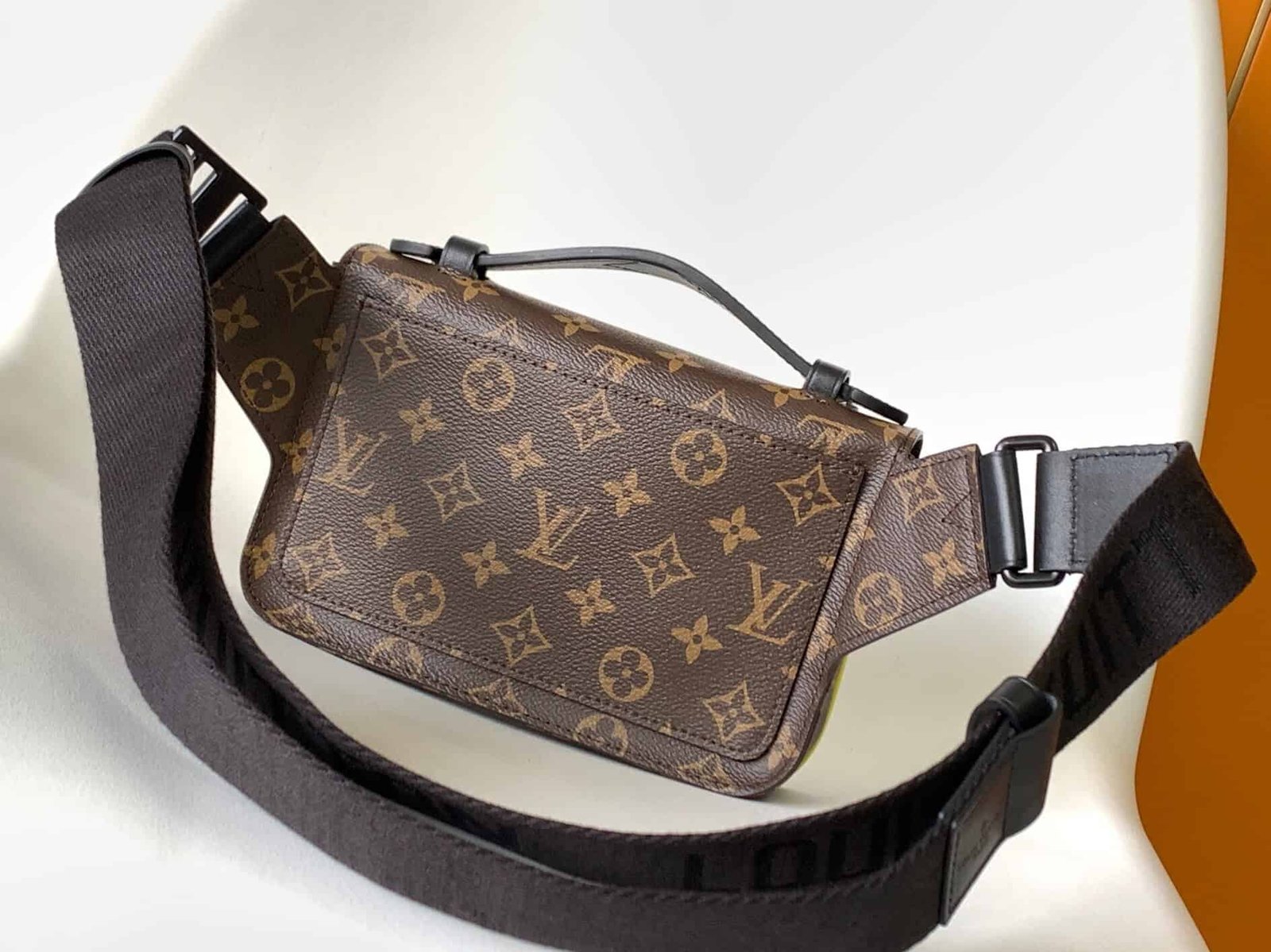 Louis Vuitton S Lock Sling Handbag - Yellow 45159 | Sandra Bags - Image 4