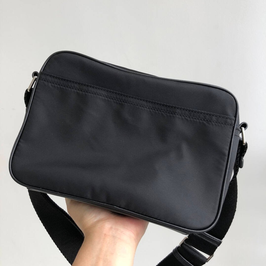 Burberry Striped Printed Nylon Camera Bag - Black 59664 | Sandra Bags - Image 5