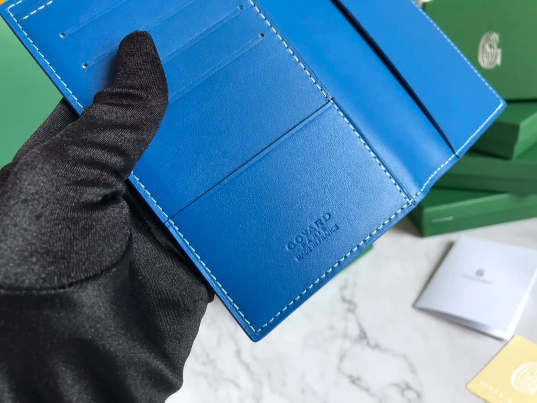 Goyard Passport Holder Wallet - Electric Blue 29733 | Sandra Bags - Image 3