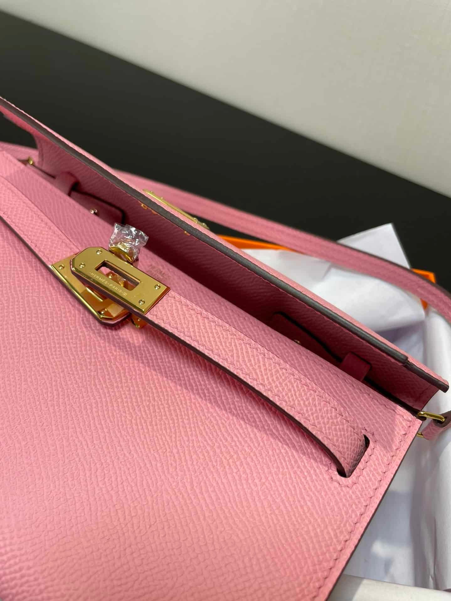 Hermes Kelly Crossbody Bag - Milkshake Powder 75976 | Sandra Bags - Image 2