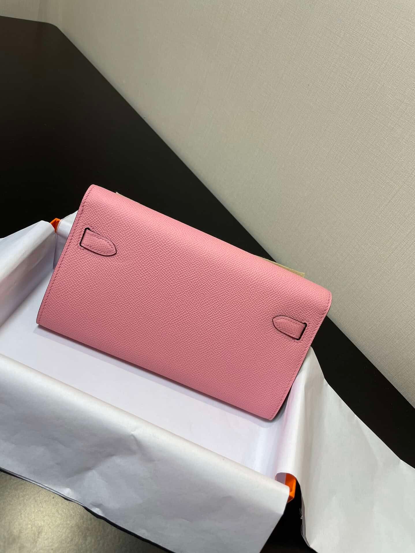 Hermes Kelly Crossbody Bag - Milkshake Powder 75976 | Sandra Bags - Image 5